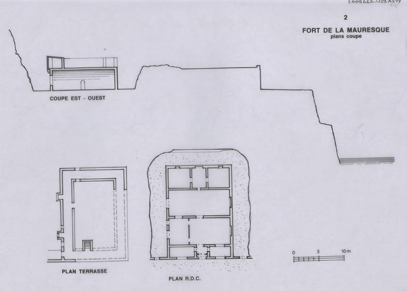 Batterie de la Mauresque : plans terrasse et rez-de-chaussée ; coupe est-ouest.