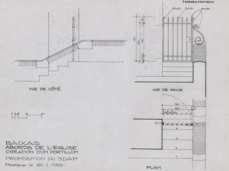 Abords de l'église ; création d'un portillon ; projet réalisé : vues de coté et de face, plan, le tout coté et mention des aménagements à effectuer.