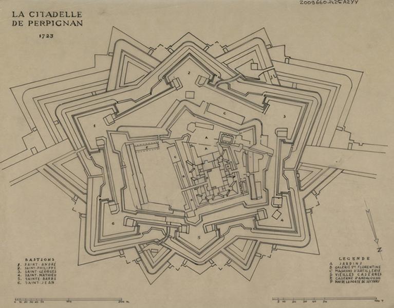 Plan toisé de 1723 copié et dessiné à l'Agence des Bâtiments de France avec légende des bastions et bâtiments.