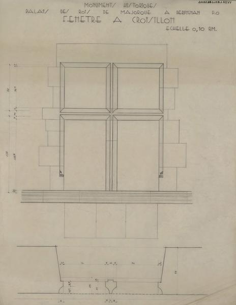 Palais des Rois de Majorque ; fenêtre à croisillon : plan et élévation cotés.