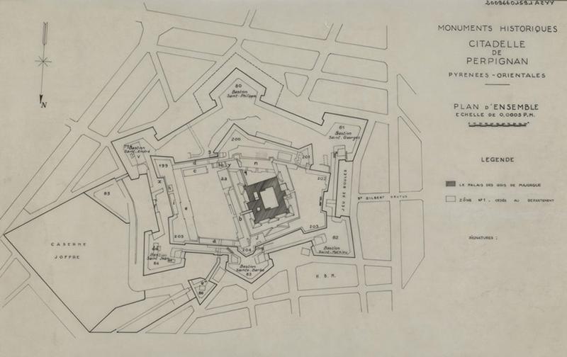 Plan d'ensemble avec localisation du Palais des Rois de Majorque et des bastions.