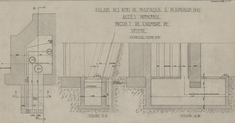 Palais des Rois de Majorque ; accès principal ; projet de chambre de visite : plan, coupe CD et AB cotés avec localisations des réseaux PTT, éléectricité, gaz et eau.