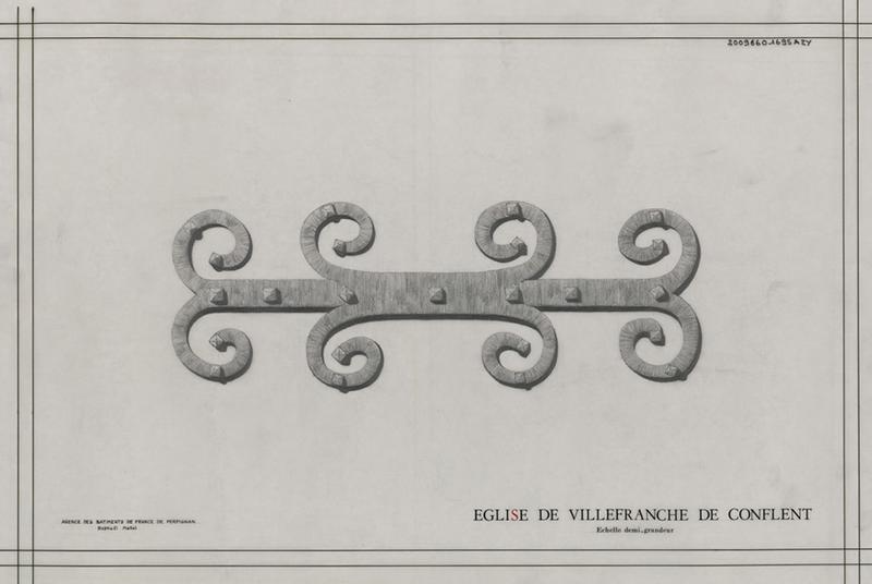 Détail de la penture de la porte.