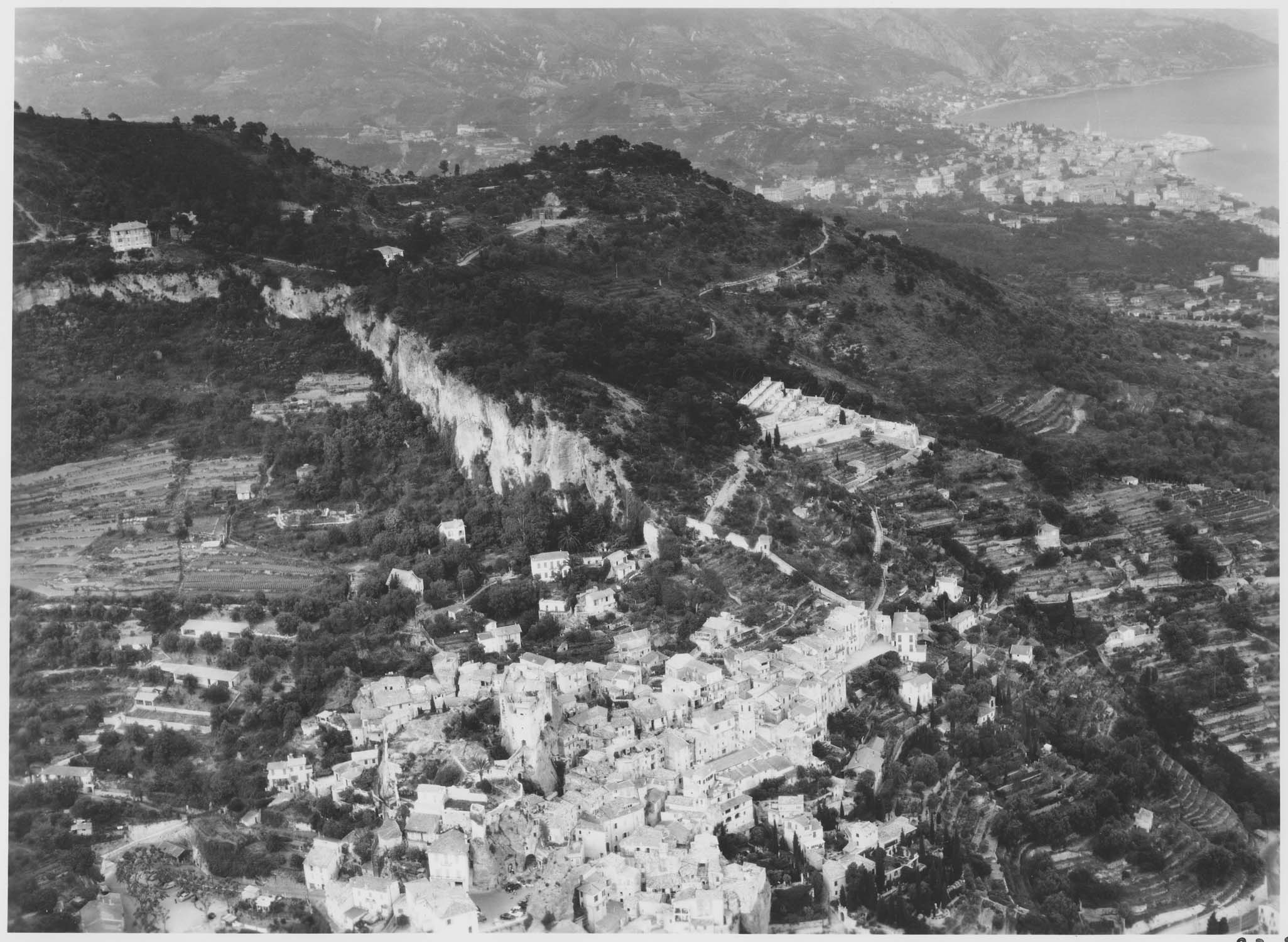 Roquebrune et son château