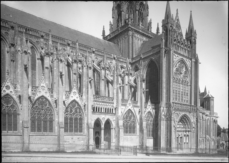 Façade sud et transept sud