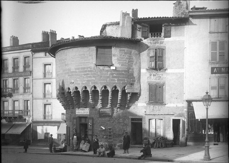 Vue d’ensemble : magasin au rez-de-chaussée