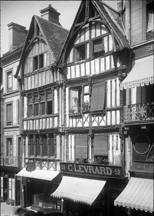 Façades à pans de bois