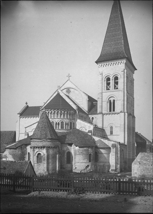 Ensemble nord-est : abside et clocher