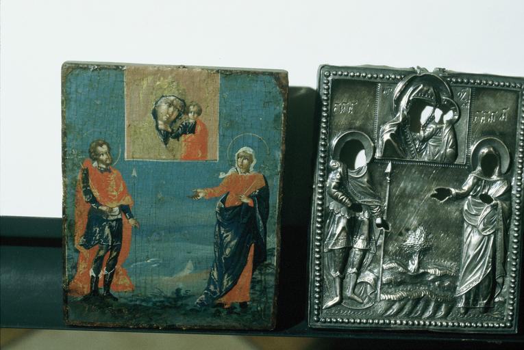 icône : La Mère de Dieu de Kazan avec saint Jean le Guerrier et sainte Marie-Madeleine - © Ministère de la Culture (France), Médiathèque du patrimoine et de la photographie (objets mobiliers), tous droits réservés