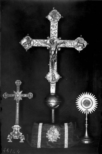 croix de procession, croix reliquaire, ostensoir, vue générale