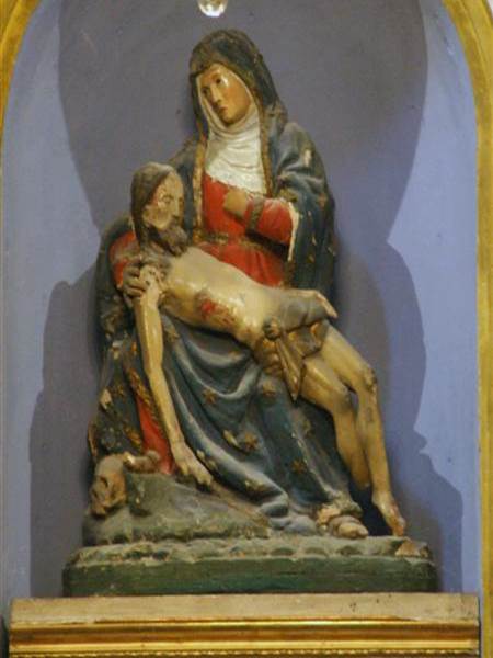 groupe sculpté : Vierge de Pitié, vue générale - © Ministère de la Culture (France), Conservation des antiquités et des objets d’art des Alpes-Maritimes, diffusion RMN-GP