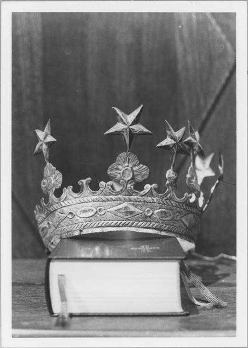 couronne de statue, vue générale - © Ministère de la Culture (France), Médiathèque du patrimoine et de la photographie, diffusion RMN-GP