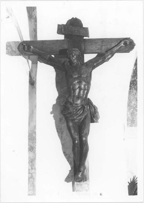 statue : Christ en croix, vue générale - © Ministère de la Culture (France), Médiathèque du patrimoine et de la photographie, diffusion RMN-GP