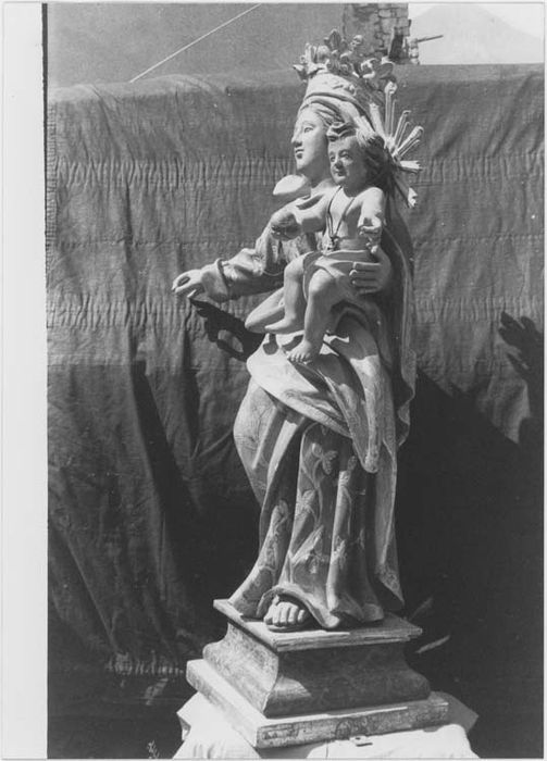 statue : Vierge à l'Enfant, vue générale - © Ministère de la Culture (France), Médiathèque du patrimoine et de la photographie, diffusion RMN-GP