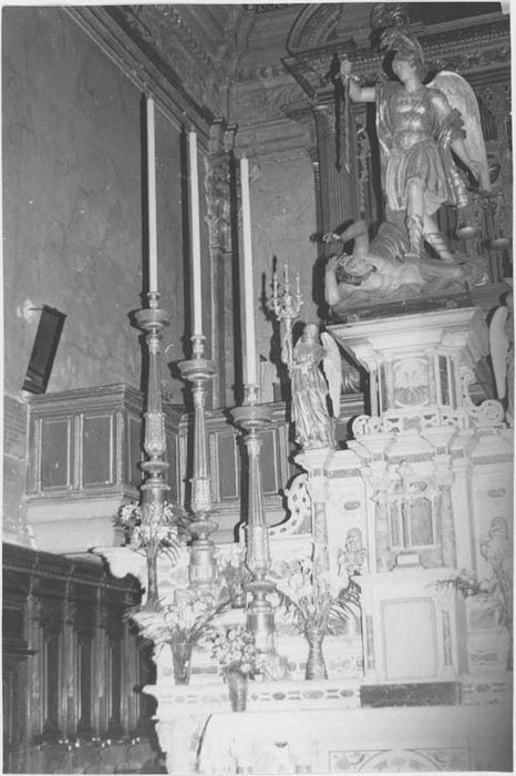 chandelier du maître-autel, vue générale - © Ministère de la Culture (France), Médiathèque du patrimoine et de la photographie, diffusion RMN-GP