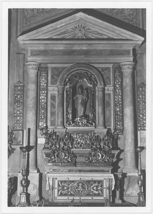 retable et autel du Rosaire, vue générale