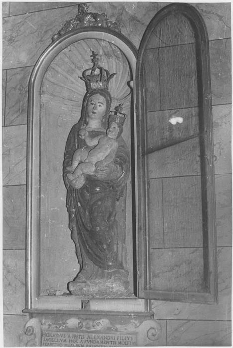 statue (petite nature) : Vierge à l'Enfant n°1, vue générale