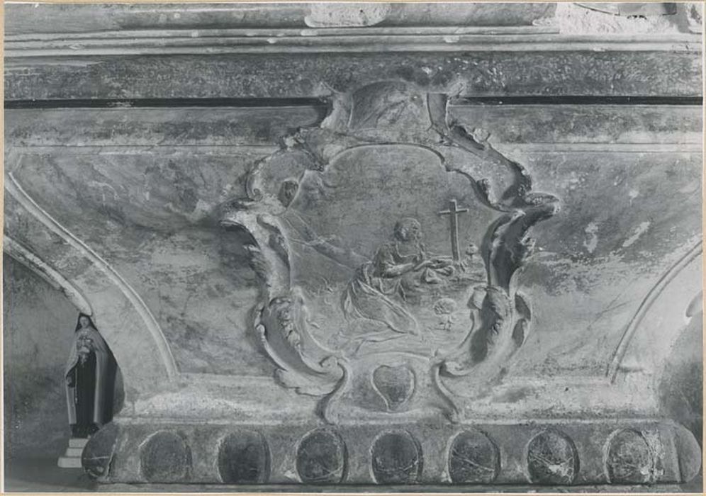 autel et retable de la chapelle Sainte-Madeleine, statue : Sainte Marie-Madeleine, 6 chandeliers et canon d'autel - © Ministère de la Culture (France), Médiathèque du patrimoine et de la photographie, diffusion GrandPalaisRmn Photo