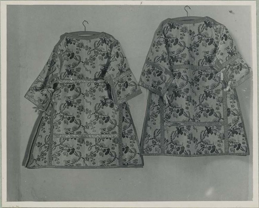 Chasuble, dalmatique, chape (ornement)