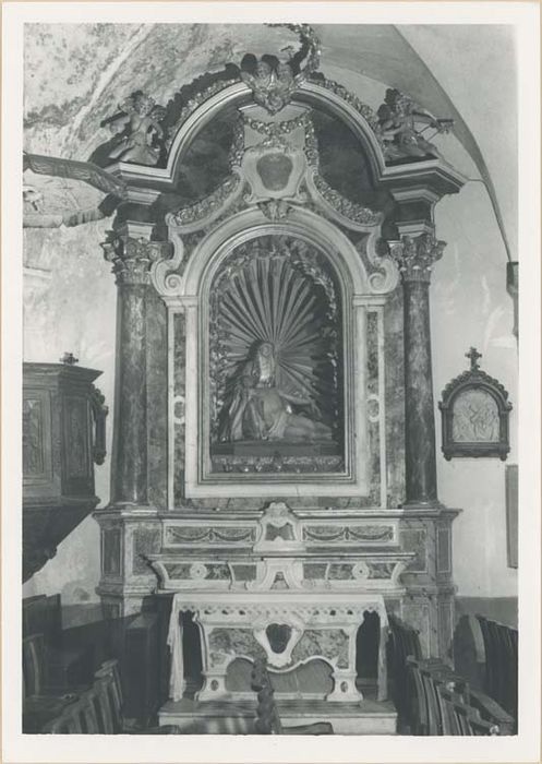 autel et retable de Notre-Dame-des-Douleurs, groupe sculpté : Vierge de Pitié - © Ministère de la Culture (France), Médiathèque du patrimoine et de la photographie, diffusion GrandPalaisRmn Photo