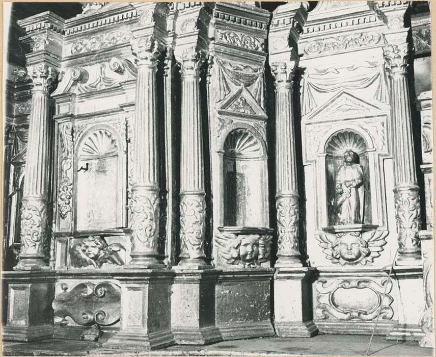 autel, gradins d'autel, tabernacle, exposition, retable (contre-table), 6 chandeliers (maître-autel)