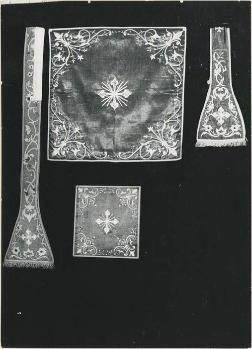 chasuble, étole, manipule - © Ministère de la Culture (France), Médiathèque du patrimoine et de la photographie, diffusion GrandPalaisRmn Photo