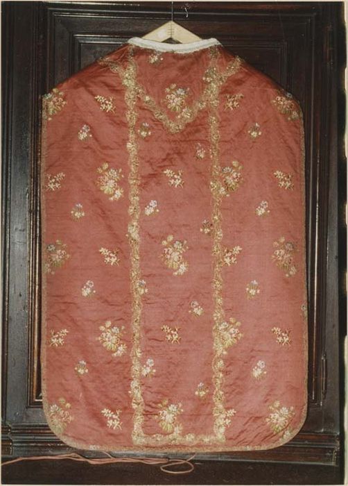 chasuble, 2 dalmatiques et 5 objets non identifiés - © Ministère de la Culture (France), Médiathèque du patrimoine et de la photographie, diffusion GrandPalaisRmn Photo