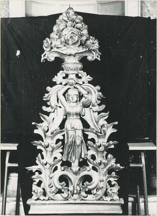 autel et retable dits du Sacré-Coeur