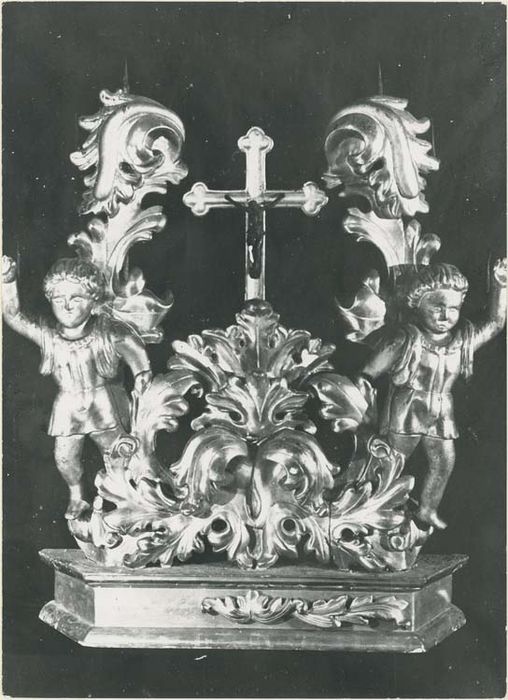 autel et retable dits du Sacré-Coeur