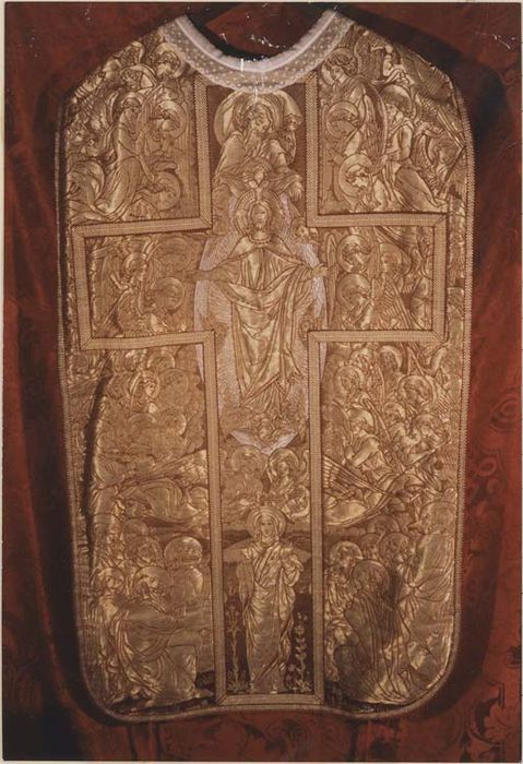 chasuble et 4 accessoires - © Ministère de la Culture (France), Médiathèque du patrimoine et de la photographie, diffusion GrandPalaisRmn Photo