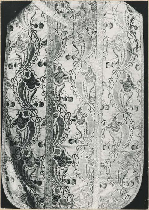 chasuble - © Ministère de la Culture (France), Médiathèque du patrimoine et de la photographie, diffusion GrandPalaisRmn Photo