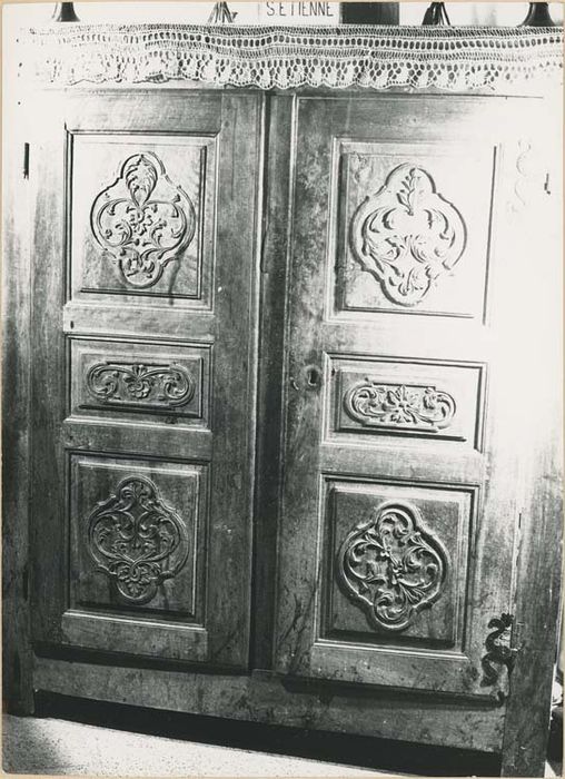 armoire de sacristie - © Ministère de la Culture (France), Médiathèque du patrimoine et de la photographie, diffusion GrandPalaisRmn Photo