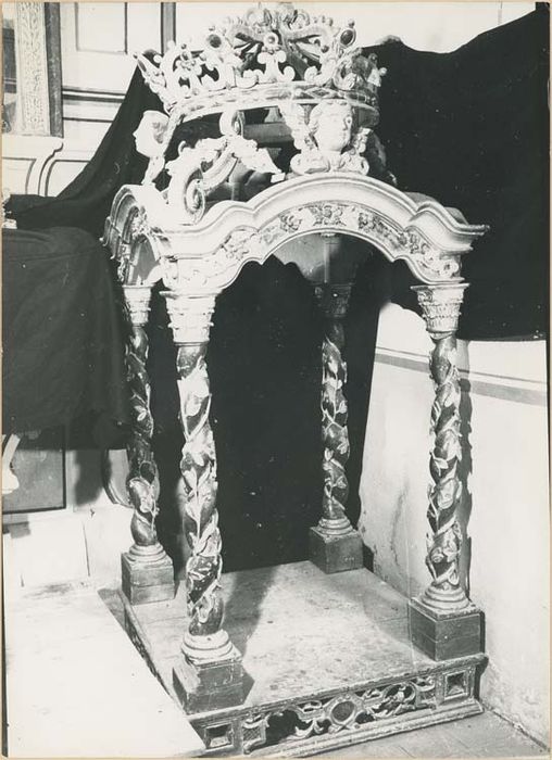 dais de procession - © Ministère de la Culture (France), Médiathèque du patrimoine et de la photographie, diffusion GrandPalaisRmn Photo