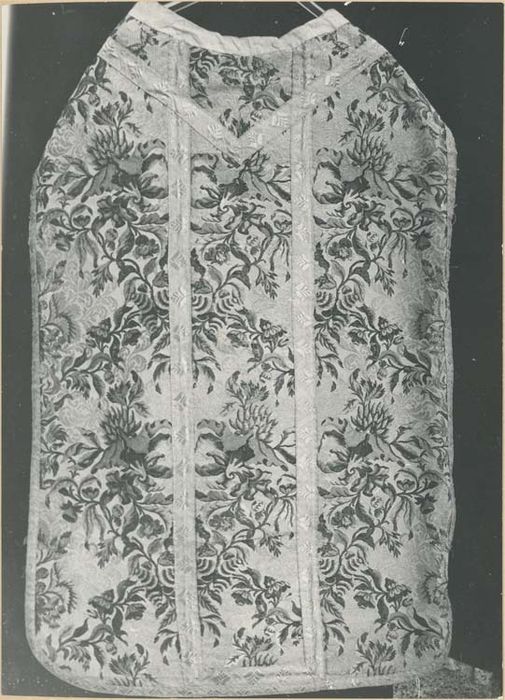 chasuble avec accessoires - © Ministère de la Culture (France), Médiathèque du patrimoine et de la photographie, diffusion GrandPalaisRmn Photo