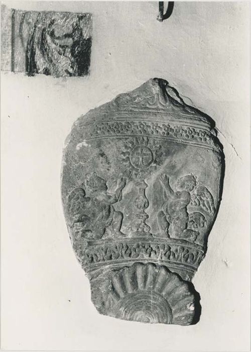 bas-relief : Deux anges adorant le saint sacrement - © Ministère de la Culture (France), Médiathèque du patrimoine et de la photographie, diffusion GrandPalaisRmn Photo