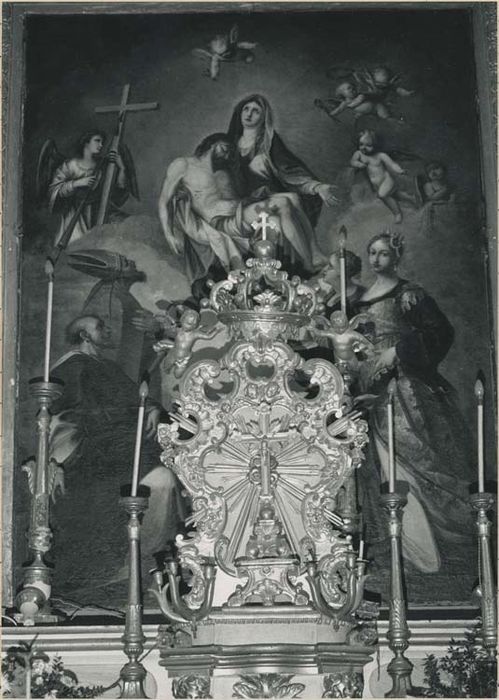 tableau : la Vierge de Pitié, entre les saints Dominique, Nicolas, Lucie et Catherine d'Alexandrie