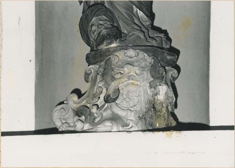 groupe sculpté (statuette) : Judith, Mariage mystique de sainte Catherine avec l'enfant Jésus, sur les genoux de la Vierge (le) - © Ministère de la Culture (France), Médiathèque du patrimoine et de la photographie, diffusion GrandPalaisRmn Photo
