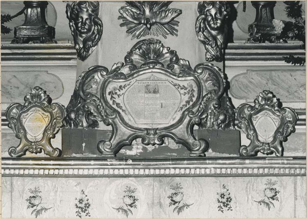 3 canons d'autel