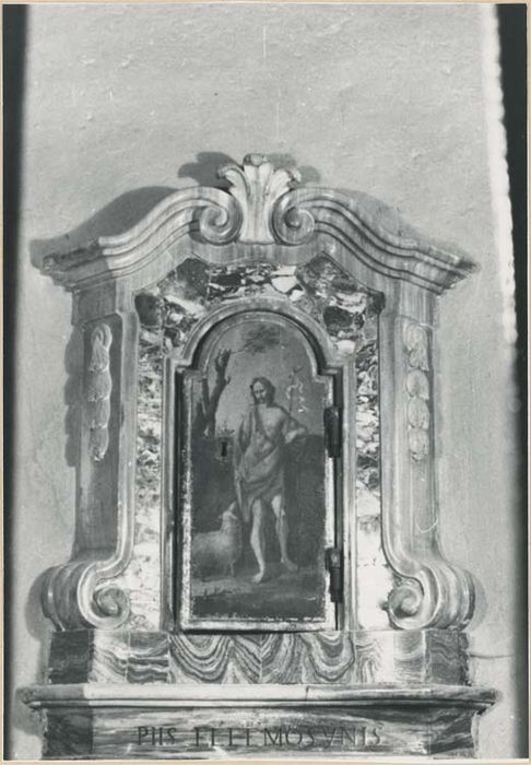 fonts baptismaux, clôture et tableau : Saint Jean-Baptiste et l'agneau