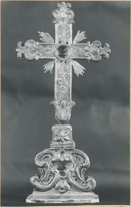 croix-reliquaire de la Vraie Croix et du voile de la Vierge - © Ministère de la Culture (France), Médiathèque du patrimoine et de la photographie, diffusion GrandPalaisRmn Photo