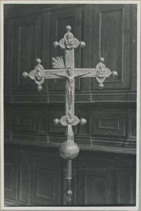 croix de procession - © Ministère de la Culture (France), Médiathèque du patrimoine et de la photographie, diffusion GrandPalaisRmn Photo