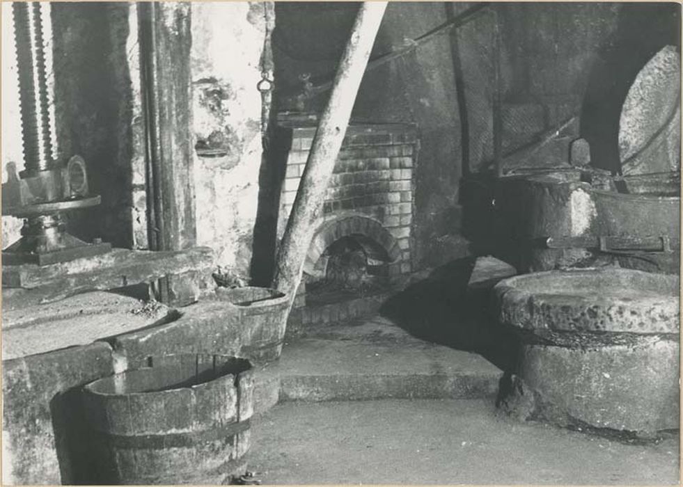 machine à extraire des fluides (moulin à olives et son mécanisme) - © Ministère de la Culture (France), Médiathèque du patrimoine et de la photographie, diffusion GrandPalaisRmn Photo