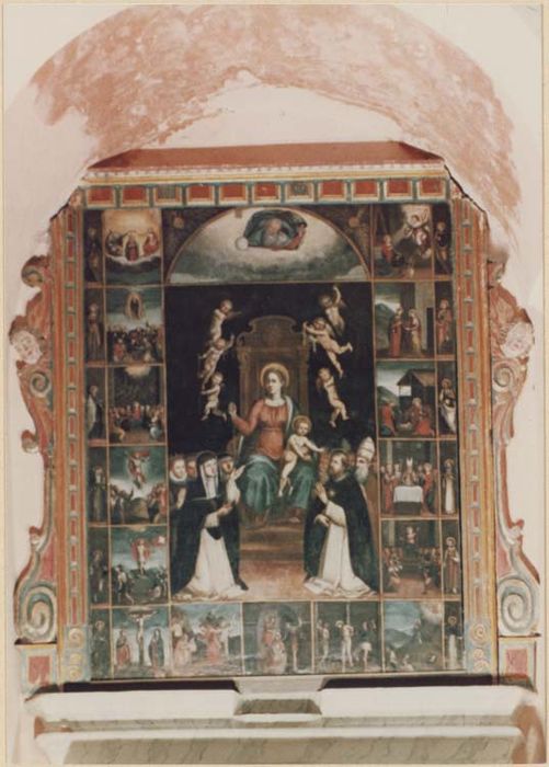 autel retable de la Vierge-du-Rosaire, tableau : l'Institution du rosaire, les quinze mystères du rosaire et douze figures de saints - © Ministère de la Culture (France), Médiathèque du patrimoine et de la photographie, diffusion GrandPalaisRmn Photo