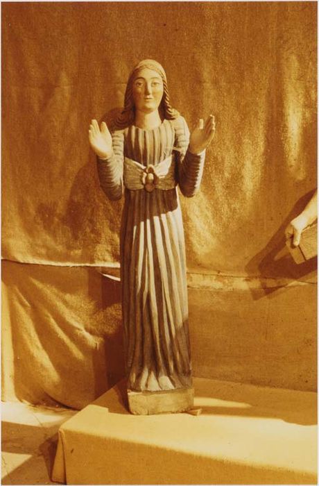 Statue : Véronique présentant le voile