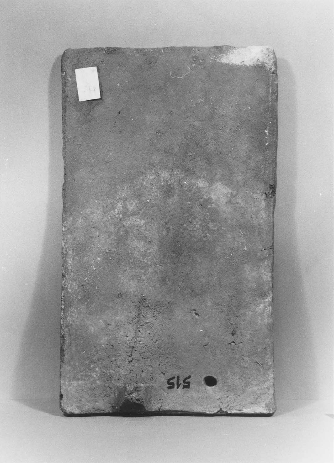 Tuile plate ancienne, à un tenon à un trou