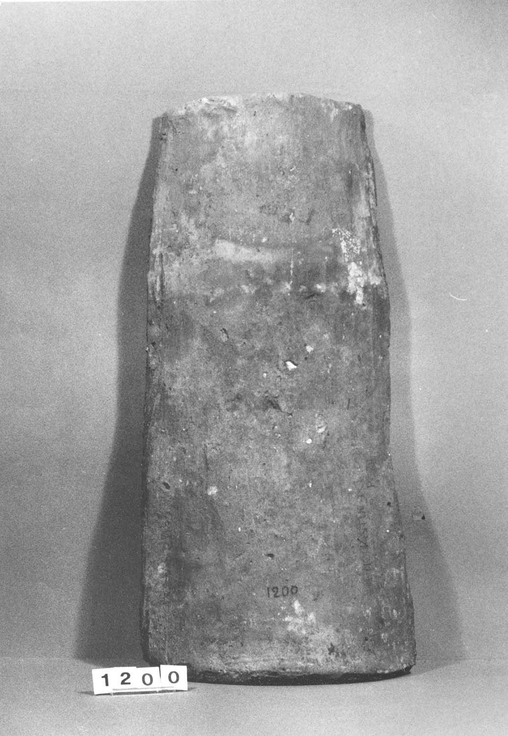 Tuile creuse