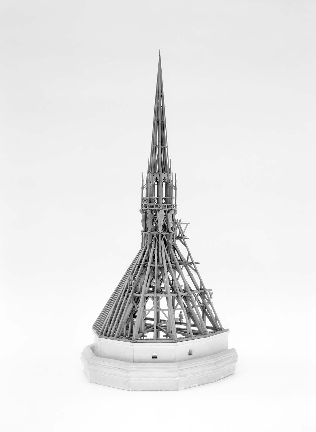 Maquette de charpente, rond-point et clocher