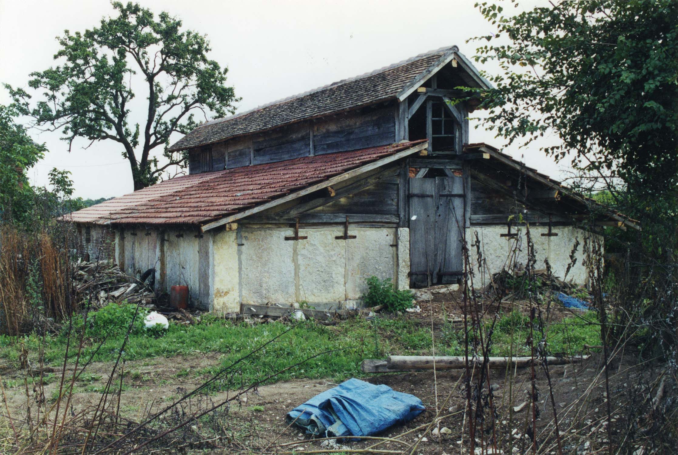 Vue générale de la porcherie