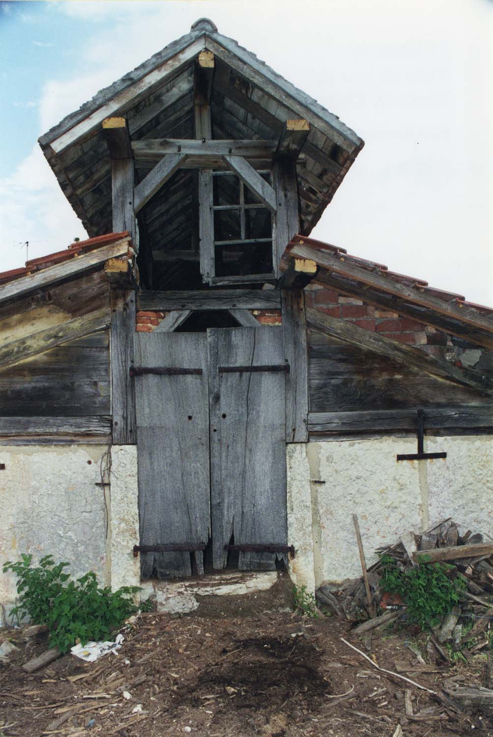 Entrée de la porcherie