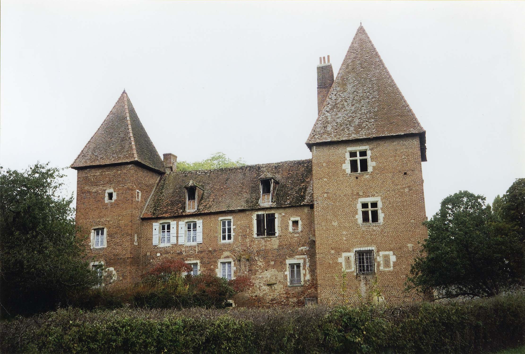 Façade du château, vue d'ensemble